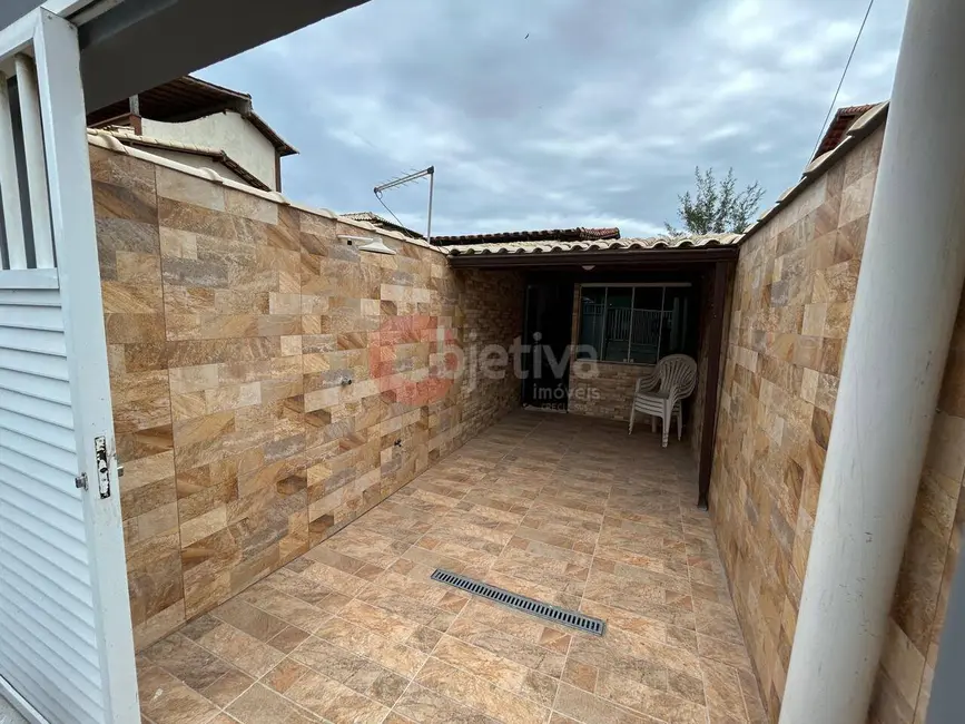 Foto 2 de Casa para alugar, 30m2 em Cabo Frio - RJ