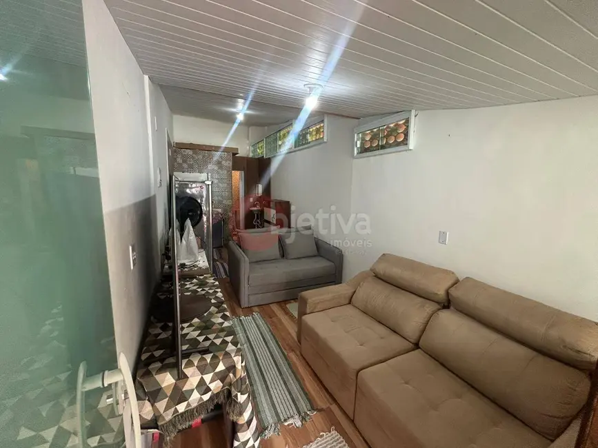 Foto 3 de Casa para alugar, 30m2 em Cabo Frio - RJ
