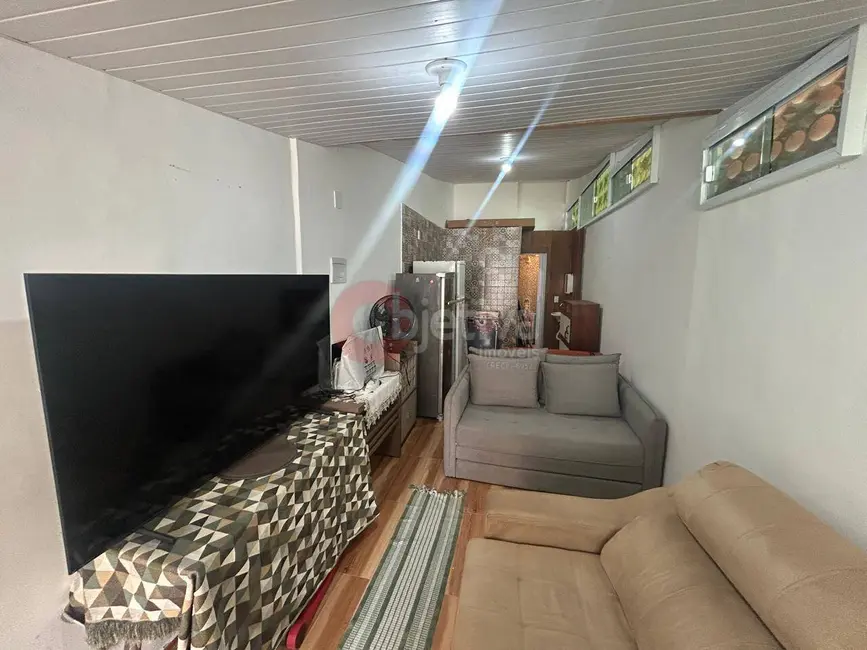 Foto 1 de Casa para alugar, 30m2 em Cabo Frio - RJ