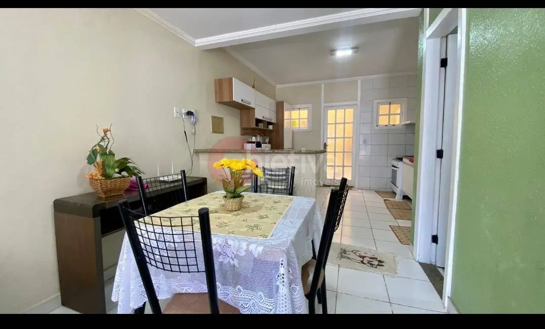 Foto 3 de Apartamento com 3 quartos à venda, 73m2 em Jardim Flamboyant, Cabo Frio - RJ