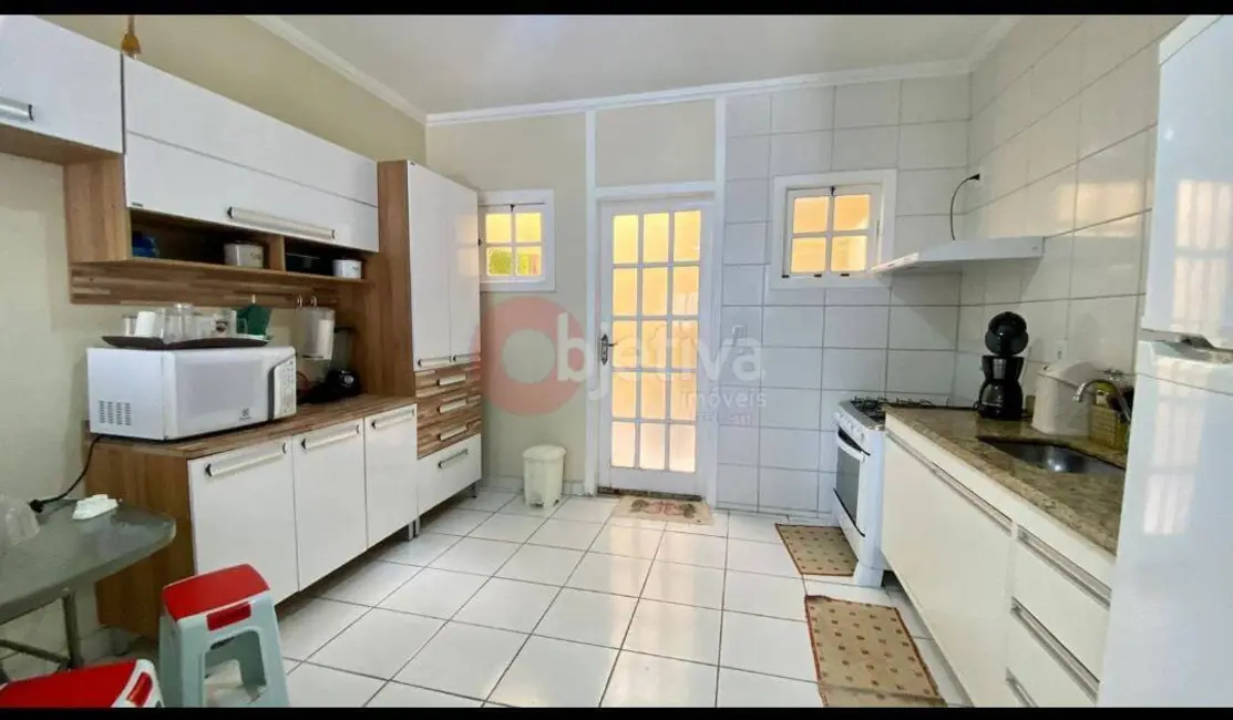 Foto 5 de Apartamento com 3 quartos à venda, 73m2 em Jardim Flamboyant, Cabo Frio - RJ