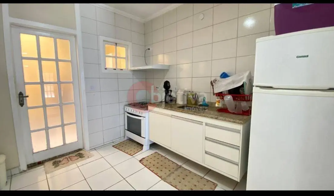 Foto 4 de Apartamento com 3 quartos à venda, 73m2 em Jardim Flamboyant, Cabo Frio - RJ