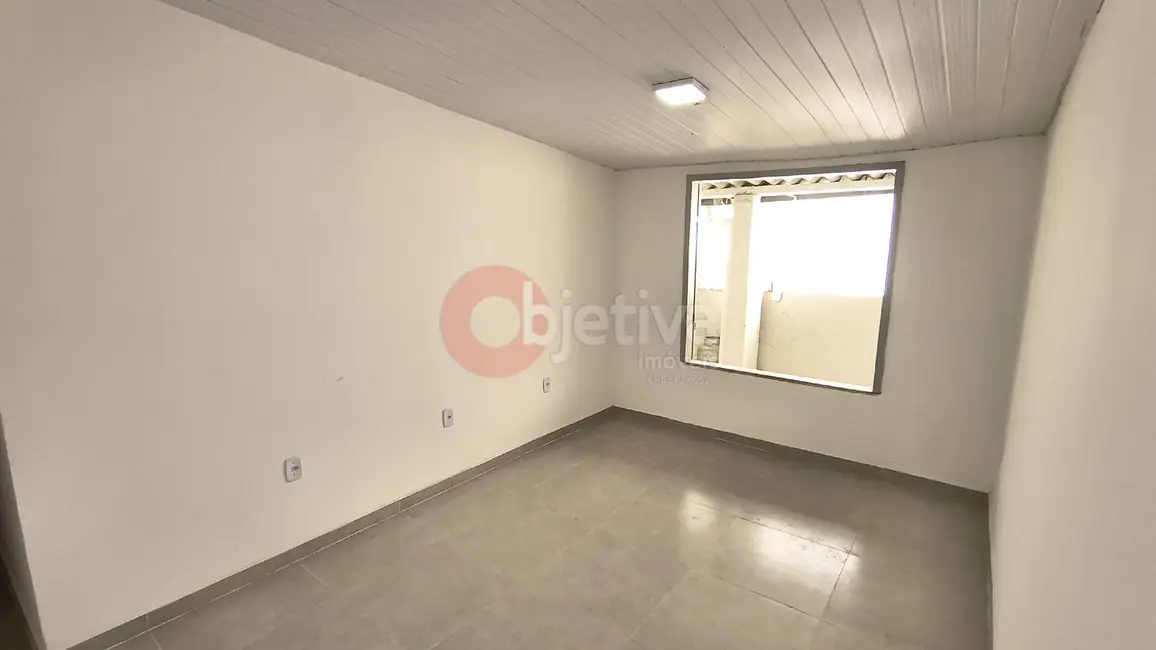 Foto 1 de Apartamento com 3 quartos para alugar, 75m2 em Gamboa, Cabo Frio - RJ