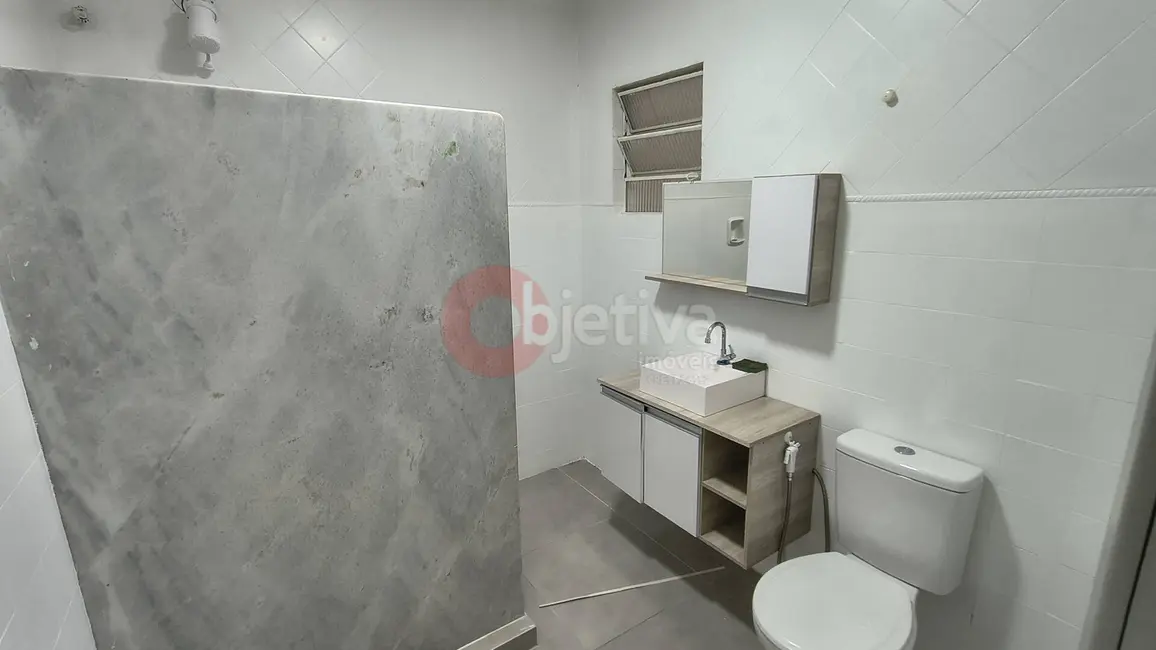 Foto 4 de Apartamento com 3 quartos para alugar, 75m2 em Gamboa, Cabo Frio - RJ
