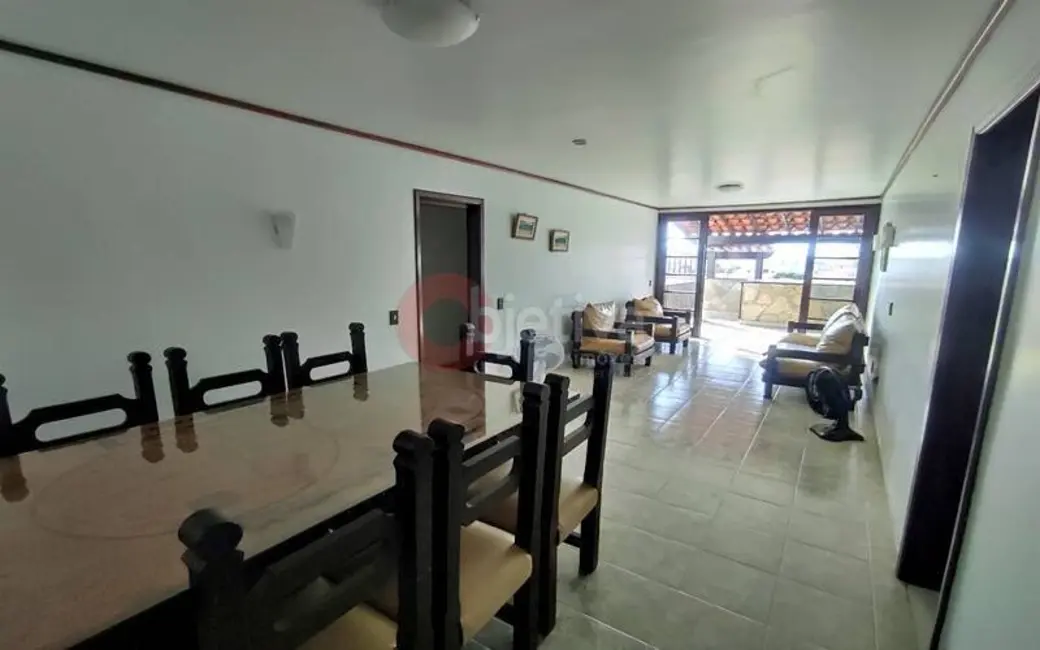 Foto 2 de Cobertura com 5 quartos à venda, 246m2 em Centro, Cabo Frio - RJ