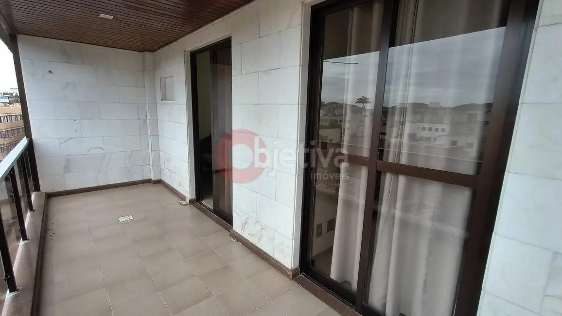 Foto 3 de Apartamento com 4 quartos à venda, 190m2 em Cabo Frio - RJ