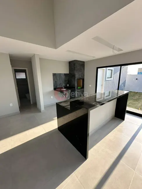 Foto 5 de Casa de Condomínio com 3 quartos à venda, 252m2 em Nova São Pedro, Sao Pedro Da Aldeia - RJ