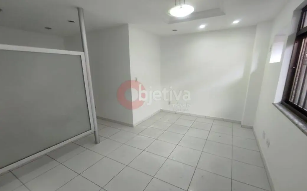 Foto 5 de Sala Comercial à venda, 100m2 em Jardim Flamboyant, Cabo Frio - RJ