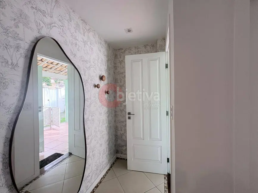 Foto 3 de Casa com 3 quartos à venda e para alugar, 163m2 em Jardim Flamboyant, Cabo Frio - RJ
