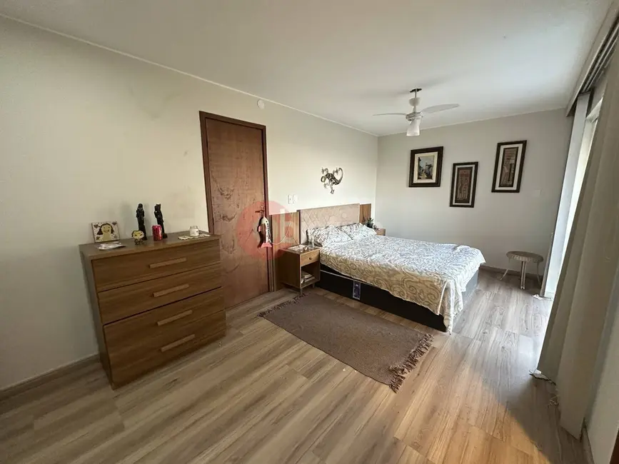 Casa de Condomínio com 3 quartos para alugar, 166m2 em Braga, Cabo Frio - RJ - imagem 8 Foto 8 de Casa de Condomínio com 3 quartos para alugar, 166m2 em Braga, Cabo Frio - RJ