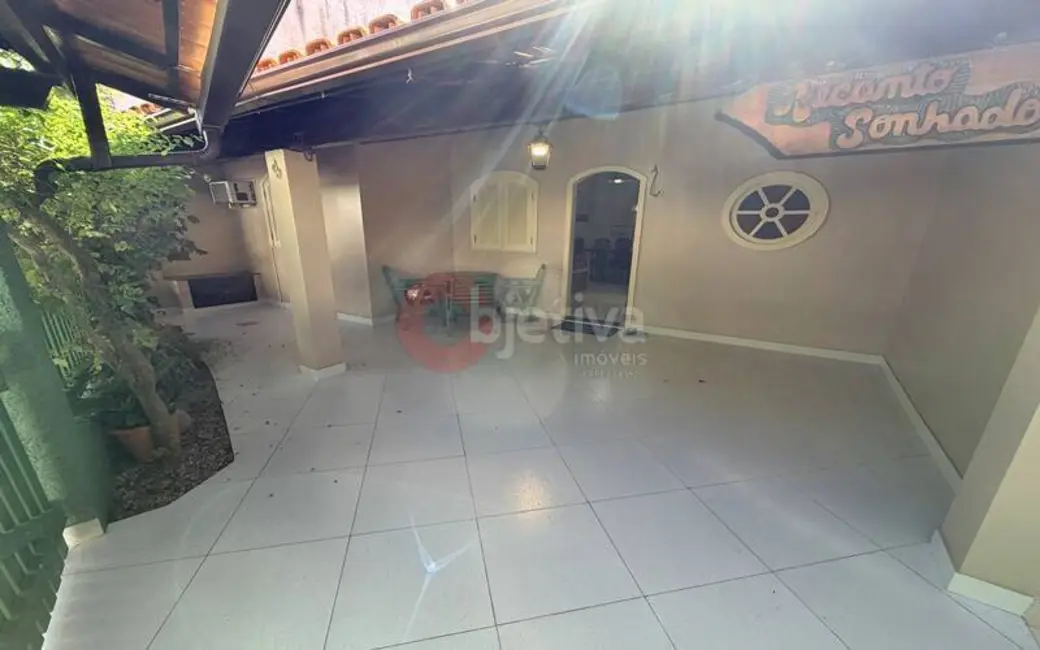 Casa de Condomínio com 3 quartos à venda, 100m2 em Palmeiras, Cabo Frio - RJ - imagem 1 Foto 1 de Casa de Condomínio com 3 quartos à venda, 100m2 em Palmeiras, Cabo Frio - RJ