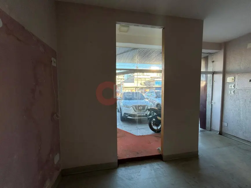 Loja para alugar, 450m2 em Parque Central, Cabo Frio - RJ - imagem 3 Foto 3 de Loja para alugar, 450m2 em Parque Central, Cabo Frio - RJ