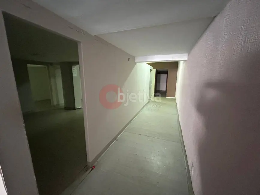 Loja para alugar, 450m2 em Parque Central, Cabo Frio - RJ - imagem 5 Foto 5 de Loja para alugar, 450m2 em Parque Central, Cabo Frio - RJ