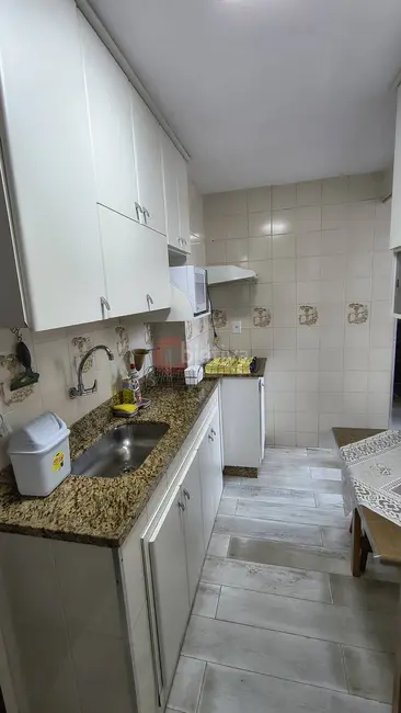 Apartamento com 3 quartos à venda, 87m2 em Centro, Cabo Frio - RJ - imagem 5 Foto 5 de Apartamento com 3 quartos à venda, 87m2 em Centro, Cabo Frio - RJ