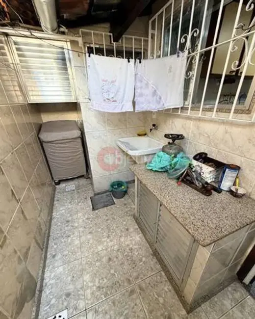 Casa de Condomínio com 2 quartos para alugar, 85m2 em Jardim Flamboyant, Cabo Frio - RJ - imagem 8 Foto 8 de Casa de Condomínio com 2 quartos para alugar, 85m2 em Jardim Flamboyant, Cabo Frio - RJ