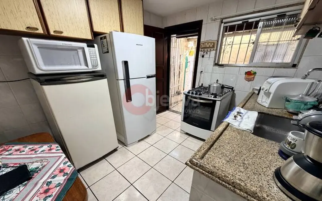 Casa de Condomínio com 2 quartos para alugar, 85m2 em Jardim Flamboyant, Cabo Frio - RJ - imagem 6 Foto 6 de Casa de Condomínio com 2 quartos para alugar, 85m2 em Jardim Flamboyant, Cabo Frio - RJ