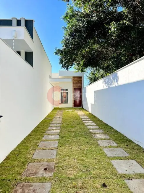 Foto 1 de Casa com 2 quartos à venda, 72m2 em Cabo Frio - RJ