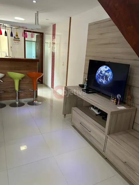 Foto 3 de Casa com 2 quartos à venda e para alugar, 70m2 em Peró, Cabo Frio - RJ