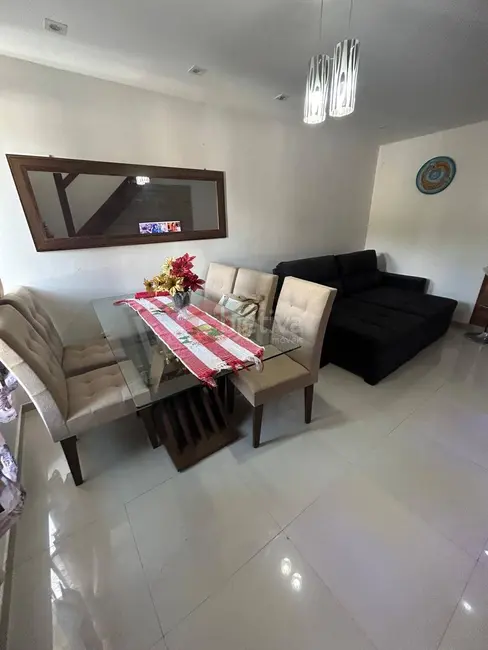Foto 2 de Casa com 2 quartos à venda e para alugar, 70m2 em Peró, Cabo Frio - RJ