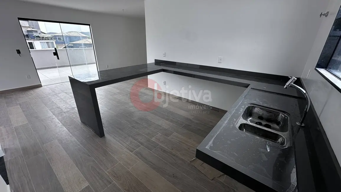 Foto 6 de Apartamento com 3 quartos à venda, 130m2 em Peró, Cabo Frio - RJ