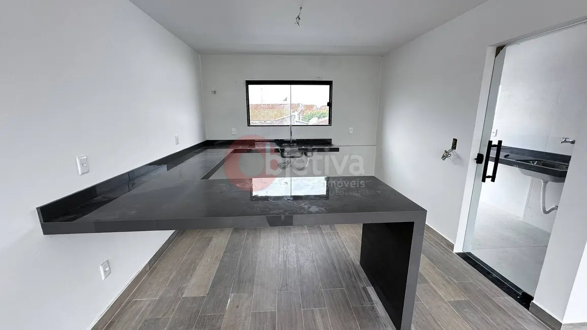 Foto 3 de Apartamento com 3 quartos à venda, 130m2 em Peró, Cabo Frio - RJ