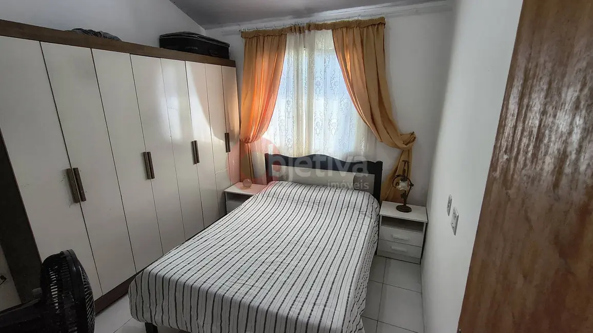 Apartamento com 2 quartos à venda, 55m2 em Cabo Frio - RJ - imagem 5 Foto 5 de Apartamento com 2 quartos à venda, 55m2 em Cabo Frio - RJ