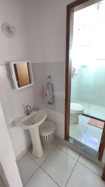 Apartamento com 2 quartos à venda, 55m2 em Cabo Frio - RJ - imagem 8 Foto 8 de Apartamento com 2 quartos à venda, 55m2 em Cabo Frio - RJ
