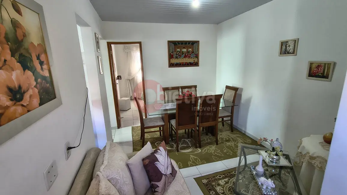 Apartamento com 2 quartos à venda, 55m2 em Cabo Frio - RJ - imagem 1 Foto 1 de Apartamento com 2 quartos à venda, 55m2 em Cabo Frio - RJ