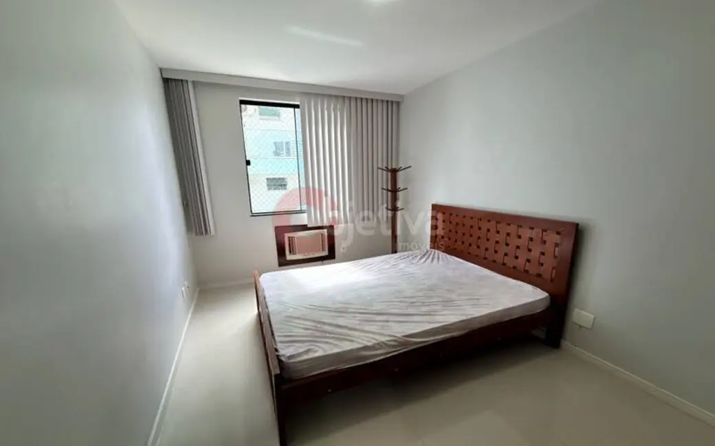 Foto 9 de Cobertura com 5 quartos à venda, 220m2 em Algodoal, Cabo Frio - RJ