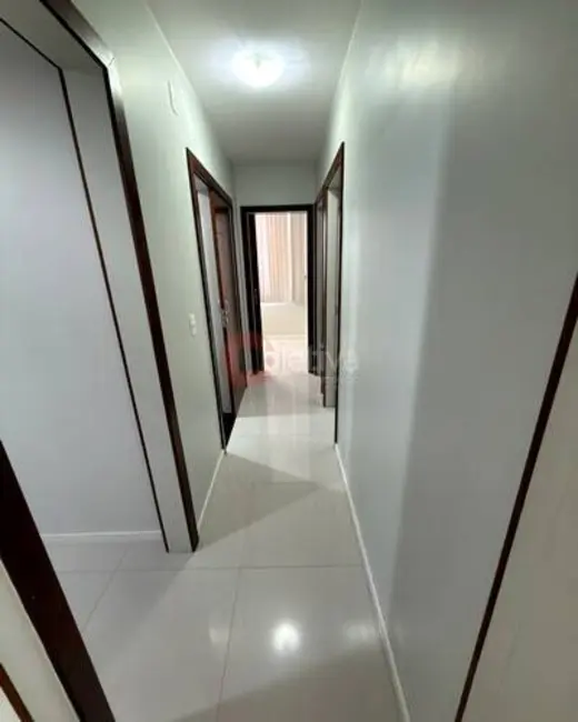 Foto 8 de Cobertura com 5 quartos à venda, 220m2 em Algodoal, Cabo Frio - RJ