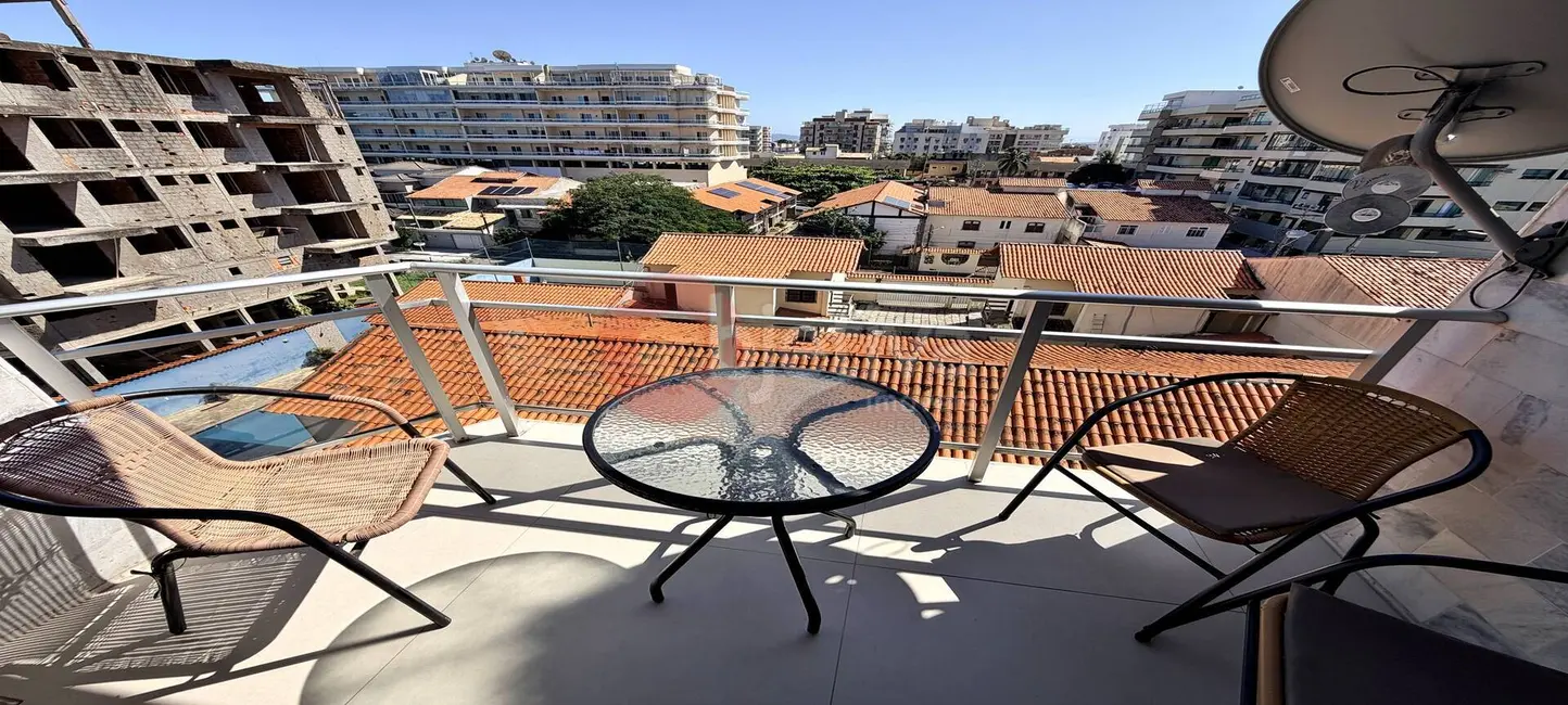 Foto 5 de Apartamento com 3 quartos à venda, 85m2 em Braga, Cabo Frio - RJ