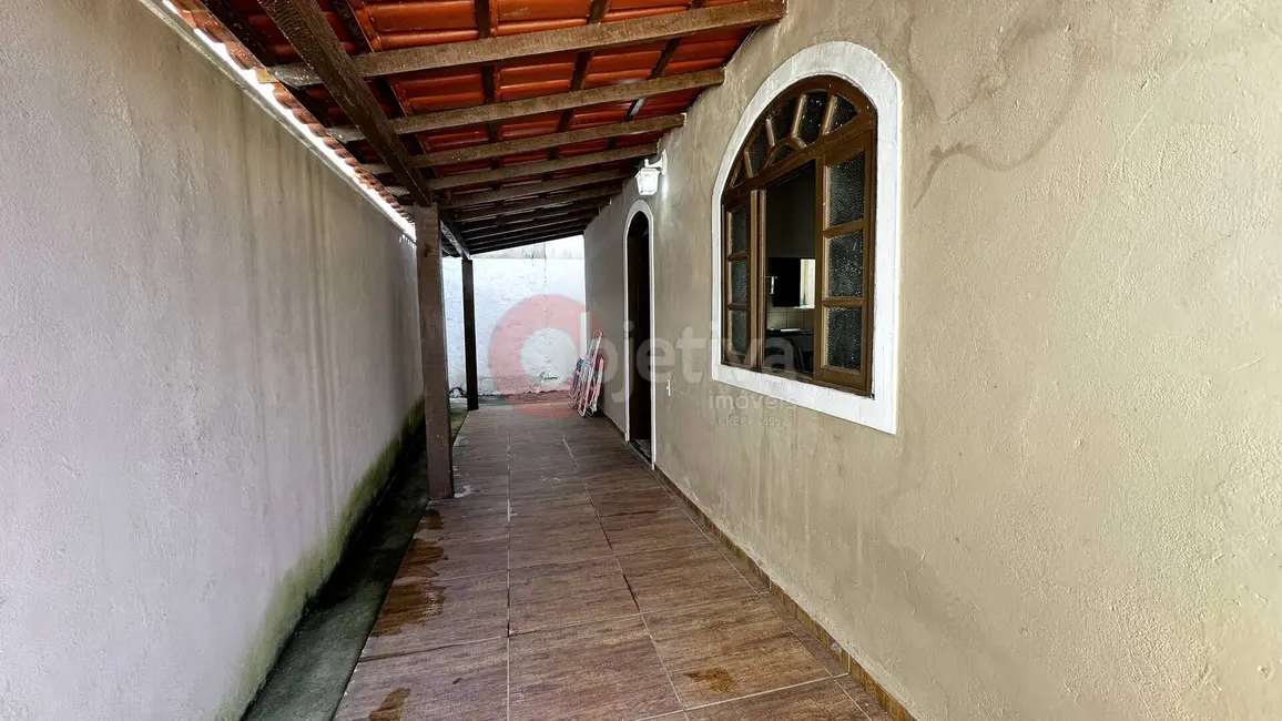 Foto 3 de Kitnet com 1 quarto à venda, 120m2 em Peró, Cabo Frio - RJ