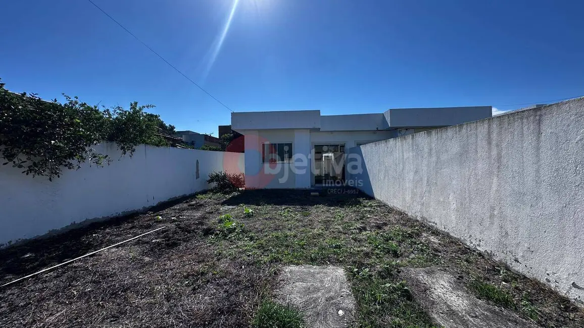Foto 1 de Casa com 2 quartos para alugar, 62m2 em Parque Balneário São Francisco, Cabo Frio - RJ