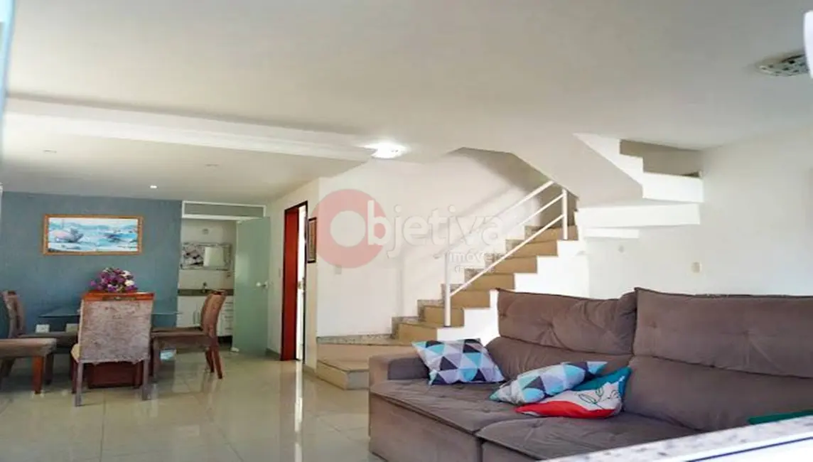 Foto 3 de Casa com 3 quartos à venda, 225m2 em Portinho, Cabo Frio - RJ
