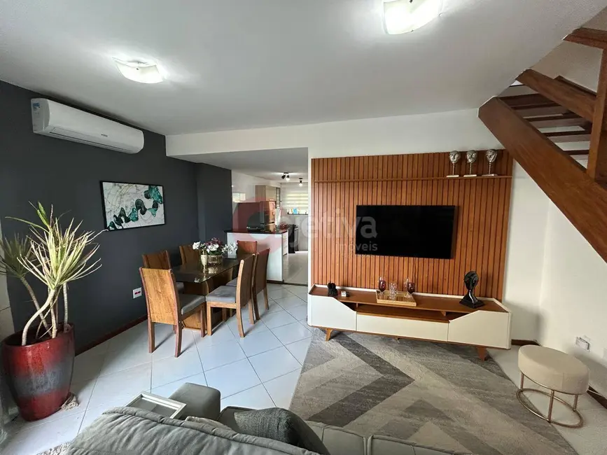 Foto 4 de Casa com 3 quartos à venda, 179m2 em Peró, Cabo Frio - RJ