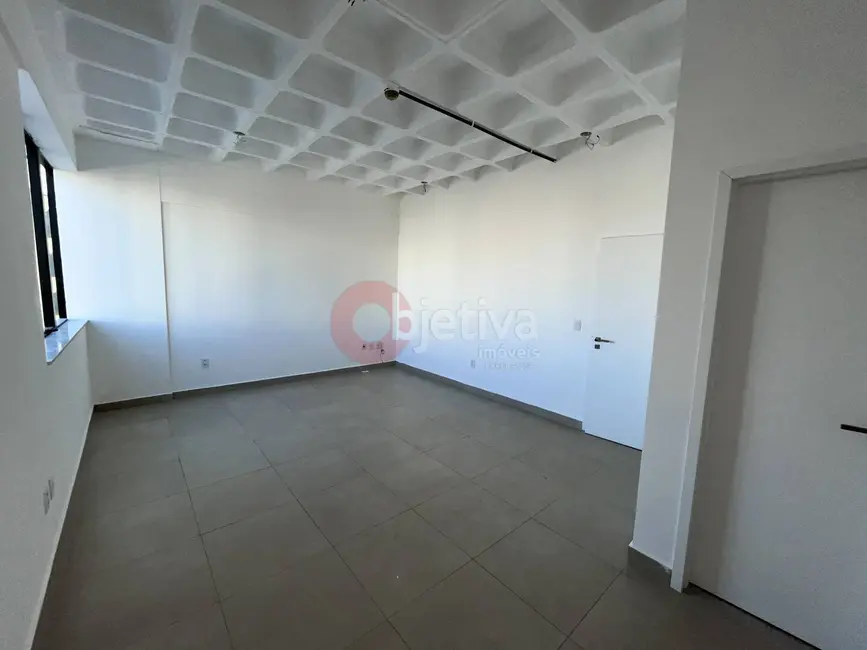 Foto 3 de Sala Comercial para alugar, 30m2 em Passagem, Cabo Frio - RJ