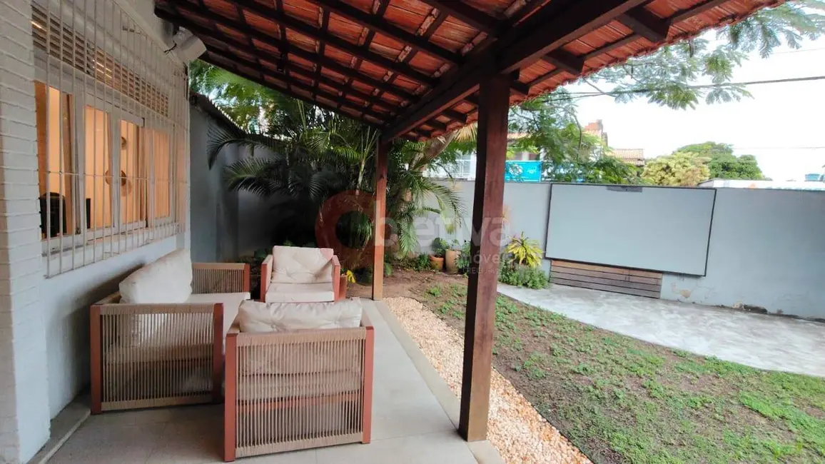 Casa com 3 quartos à venda, 320m2 em Portinho, Cabo Frio - RJ - imagem 3 Foto 3 de Casa com 3 quartos à venda, 320m2 em Portinho, Cabo Frio - RJ