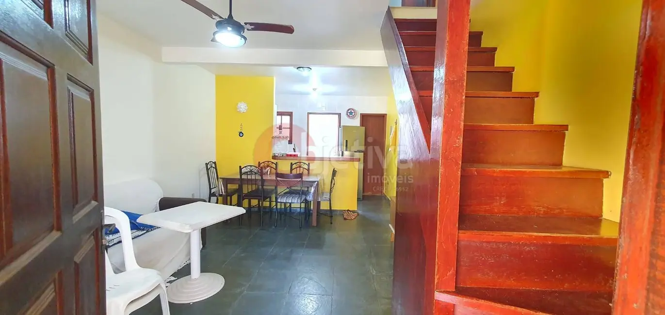 Foto 3 de Casa de Condomínio com 3 quartos à venda, 62m2 em Peró, Cabo Frio - RJ