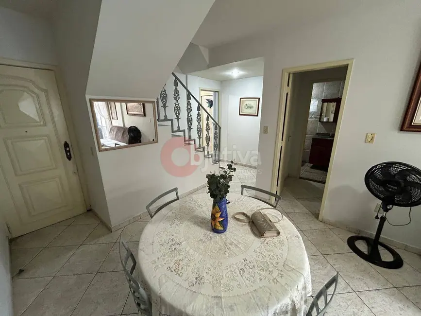 Apartamento com 4 quartos à venda, 204m2 em Centro, Cabo Frio - RJ - imagem 4 Foto 4 de Apartamento com 4 quartos à venda, 204m2 em Centro, Cabo Frio - RJ