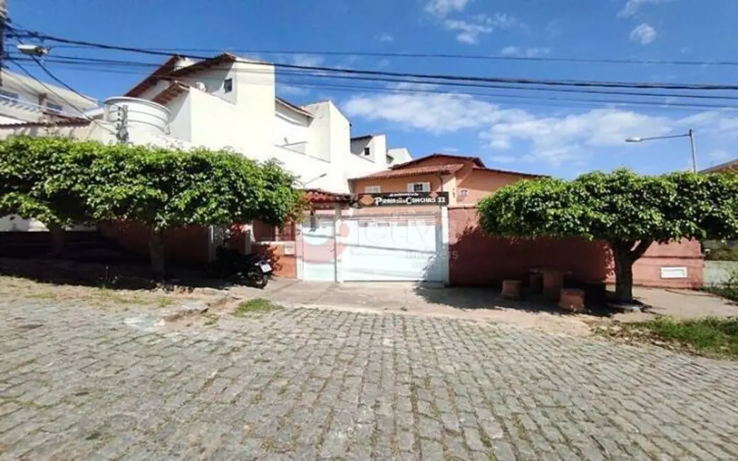 Casa de Condomínio com 3 quartos para alugar, 90m2 em Peró, Cabo Frio - RJ - imagem 1 Foto 1 de Casa de Condomínio com 3 quartos para alugar, 90m2 em Peró, Cabo Frio - RJ