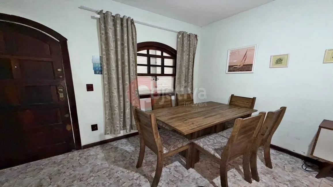 Casa de Condomínio com 3 quartos para alugar, 90m2 em Peró, Cabo Frio - RJ - imagem 5 Foto 5 de Casa de Condomínio com 3 quartos para alugar, 90m2 em Peró, Cabo Frio - RJ