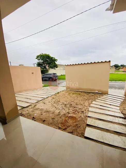 Casa com 3 quartos à venda, 377m2 em Sao Pedro Da Aldeia - RJ - imagem 3 Foto 3 de Casa com 3 quartos à venda, 377m2 em Sao Pedro Da Aldeia - RJ