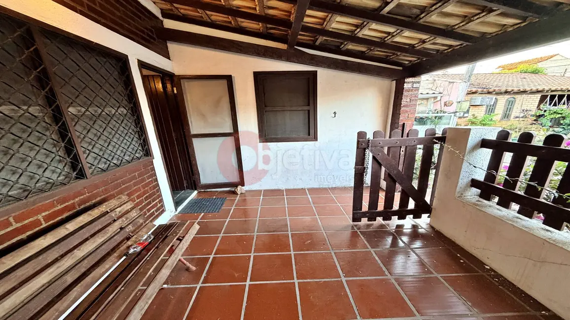 Casa de Condomínio com 3 quartos à venda, 100m2 em Palmeiras, Cabo Frio - RJ - imagem 3 Foto 3 de Casa de Condomínio com 3 quartos à venda, 100m2 em Palmeiras, Cabo Frio - RJ