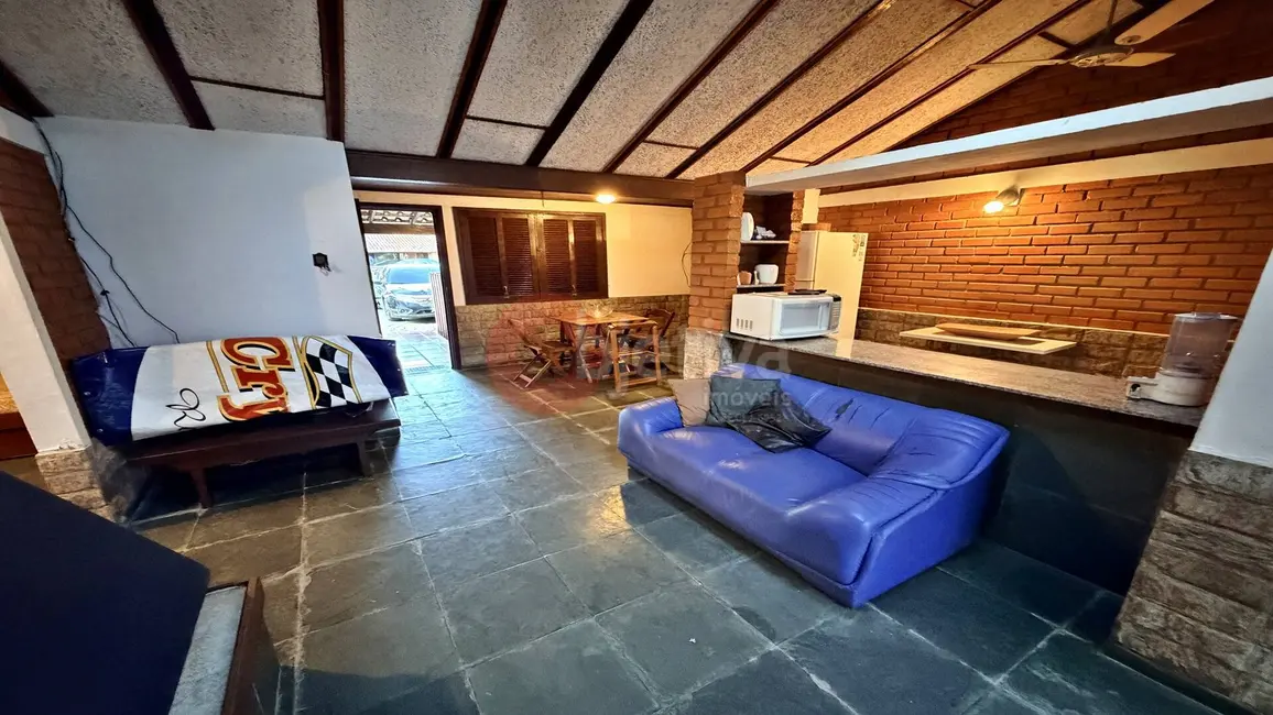 Casa de Condomínio com 3 quartos à venda, 100m2 em Palmeiras, Cabo Frio - RJ - imagem 6 Foto 6 de Casa de Condomínio com 3 quartos à venda, 100m2 em Palmeiras, Cabo Frio - RJ
