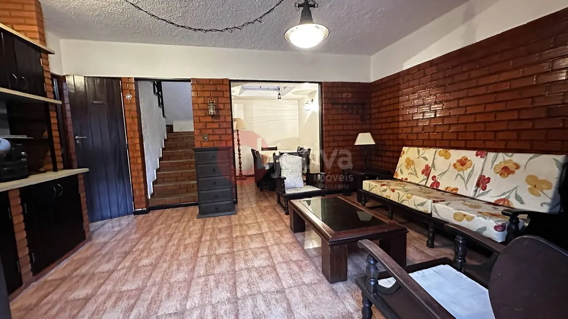 Casa de Condomínio com 2 quartos à venda, 87m2 em Portinho, Cabo Frio - RJ - imagem 2 Foto 2 de Casa de Condomínio com 2 quartos à venda, 87m2 em Portinho, Cabo Frio - RJ
