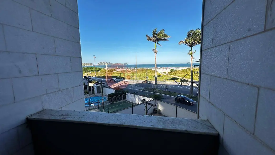 Foto 6 de Apartamento com 3 quartos à venda, 95m2 em Algodoal, Cabo Frio - RJ