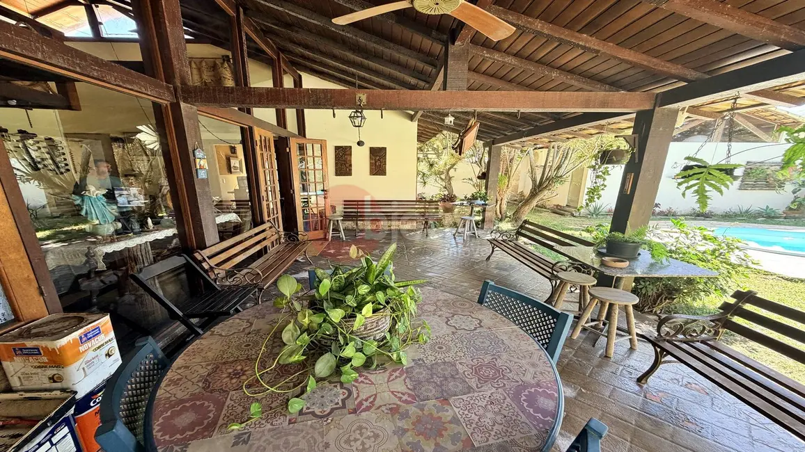 Foto 8 de Casa com 4 quartos à venda, 416m2 em Portinho, Cabo Frio - RJ