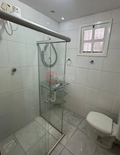 Foto 8 de Apartamento com 2 quartos à venda, 104m2 em Parque Burle, Cabo Frio - RJ
