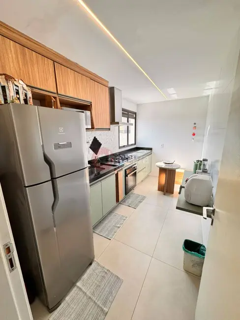 Foto 8 de Apartamento com 3 quartos à venda, 182m2 em Centro, Cabo Frio - RJ