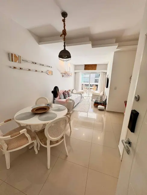 Foto 2 de Apartamento com 2 quartos à venda, 109m2 em Centro, Cabo Frio - RJ
